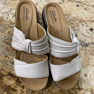 Clarks Merliah Charm Women’s White Sandals. Brand new size 7